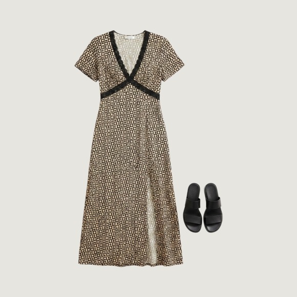 Free People Dresses & Skirts - Free People Geometric Print Lace Trim V-Neck Maxi Dress Black Tan Slit Smocked M
